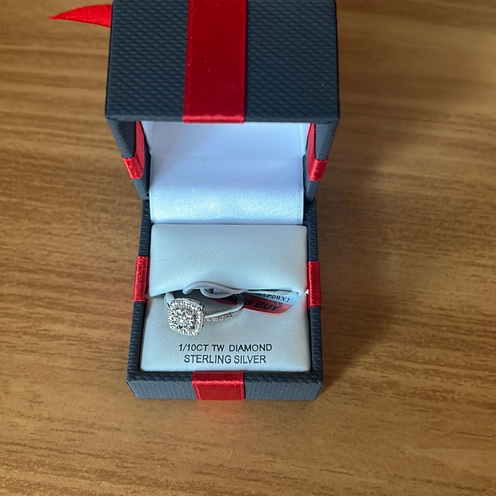 Sterling Silver Size 7 Diamond Ring